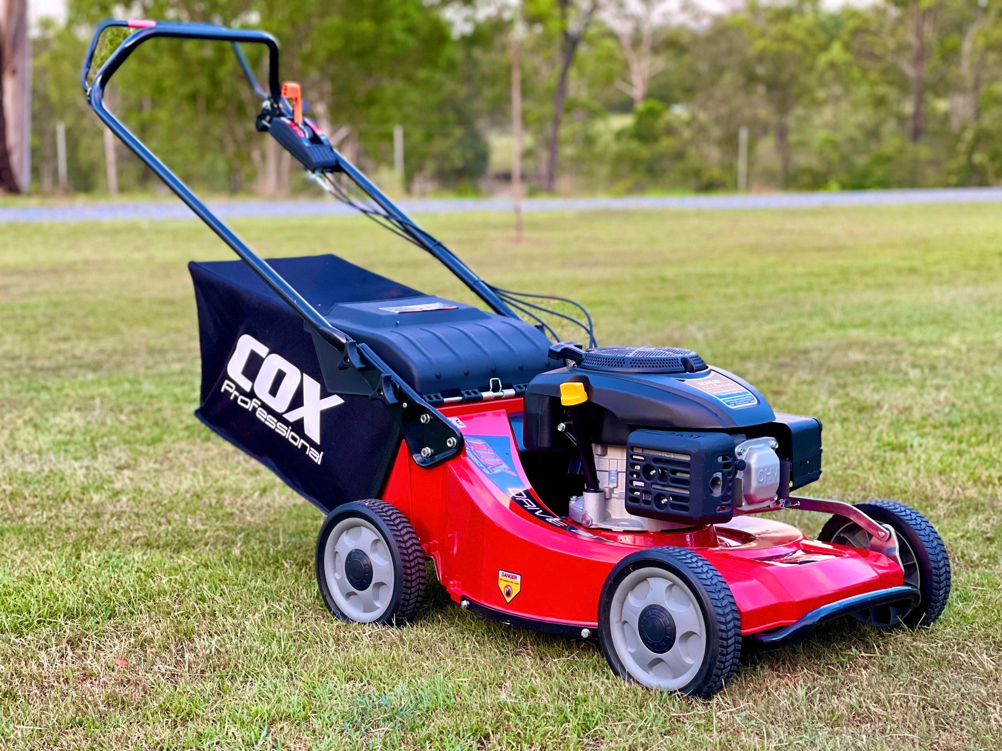 COX Mowers Professional Series Walk Behind Mowers. This is a Drive 21 Walk behind Lawn Mower